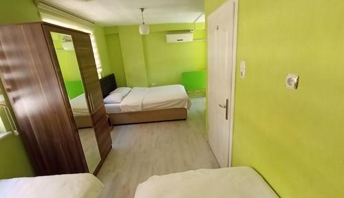 Habitación cuádruple económica