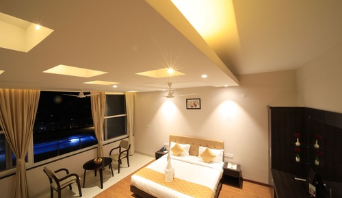 Deluxe Room AC