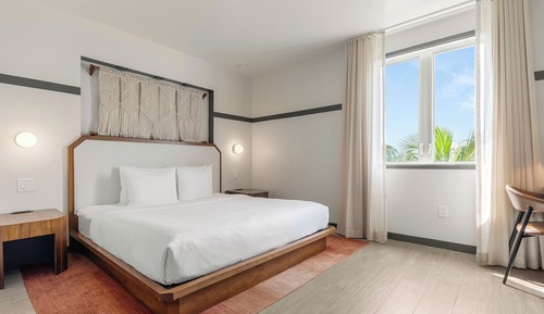 Contemporary Suite