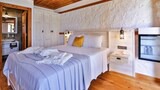 Comfort Room, Harbor View (Lavander)