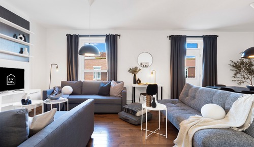 Apartamento Premium, 4 habitaciones, Se admiten mascotas, vistas a la ciudad (The CH3 - Suite 2)