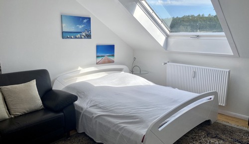 Apartamento (Haus 12, 2. Stock, rechts)