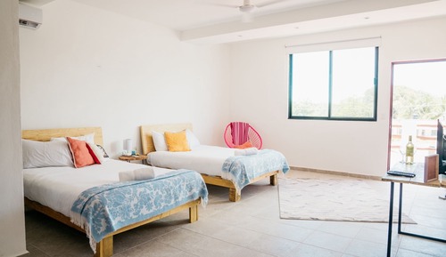 Habitación Deluxe con 2 camas individuales, 2 camas dobles