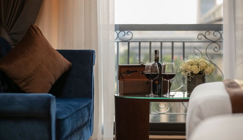 Habitación triple Deluxe, balcón, vistas a la ciudad