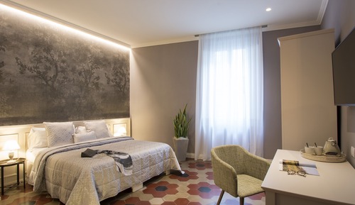 Habitación doble (Mid-Summer Night)