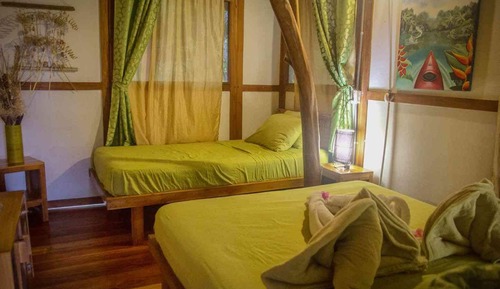 Casa de campo tradicional, baño compartido