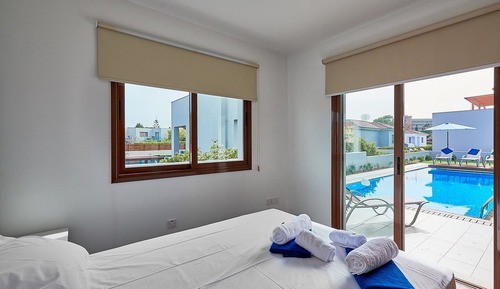 Villa, 3 habitaciones, piscina privada (Angie D5)