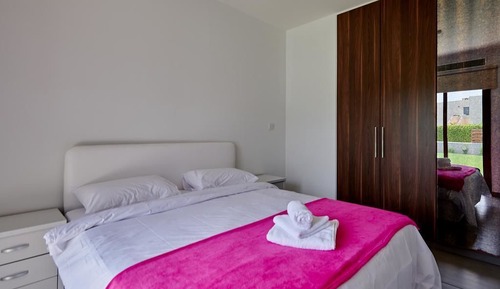 Villa, 3 habitaciones, piscina privada (Angie I2)