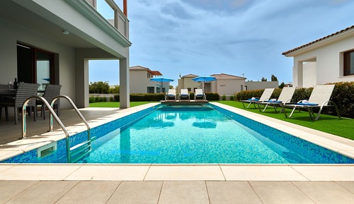 Villa, 3 habitaciones, piscina privada (Angie D3)