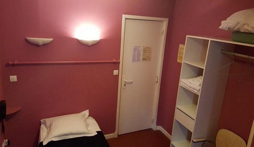 Habitación individual, baño privado