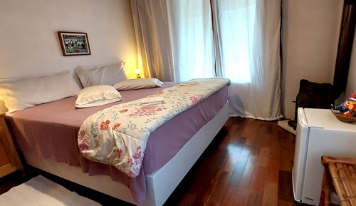 Habitación romántica con 2 camas individuales