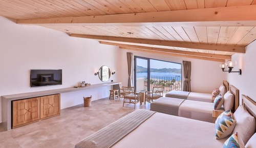 Habitación cuádruple Confort