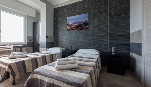 Habitación con 1 cama doble o 2 individuales