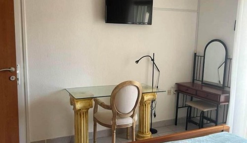 Suite Confort, vistas a la piscina, frente a la playa
