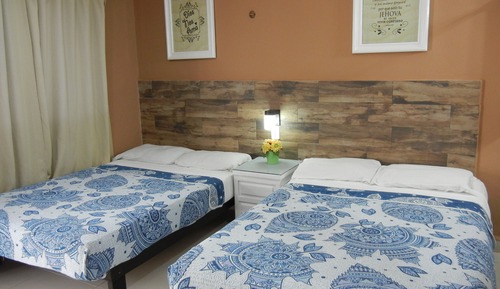 Habitación estándar doble, 2 camas dobles