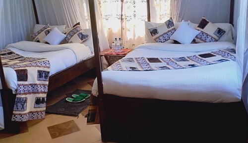 Habitación con 2 camas individuales