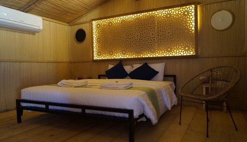 Habitación estándar con 1 cama doble o 2 individuales