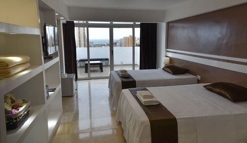 Apartamento básico, varias camas