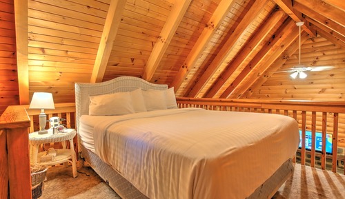 Apple Blossom Cabin