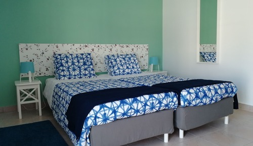 Habitación con 1 cama doble o 2 individuales