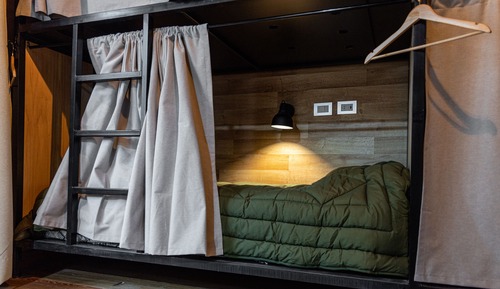 Dormitorio compartido, dormitorio mixto, baño compartido (N° 7 - Favaloro - 6 People)