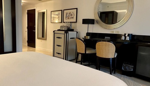 Suite junior, 1 cama de matrimonio grande con sofá cama, balcón, vistas al complejo turístico