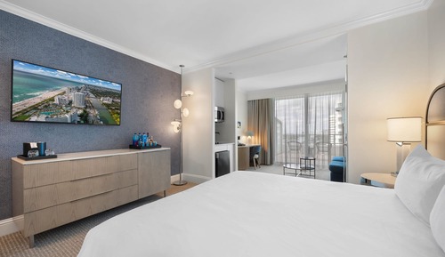 Suite junior, 1 cama de matrimonio grande con sofá cama, balcón, vistas al complejo turístico