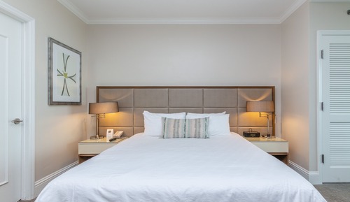 Suite junior, 1 cama de matrimonio grande con sofá cama, cocina básica, vistas a la bahía