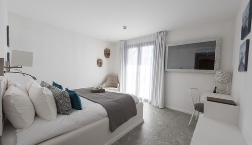 Suite familiar (Helios)