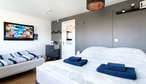 Habitación cuádruple económica, baño compartido