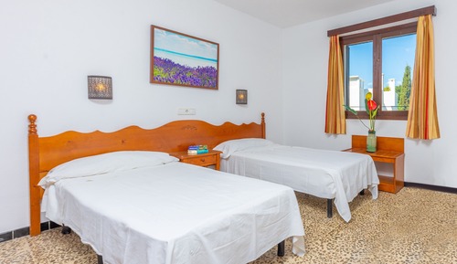 Habitación estándar con 2 camas individuales