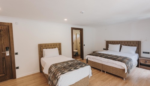 Suite, Valley View