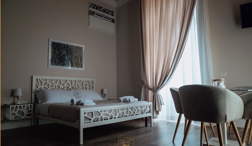 Habitación cuádruple superior, 1 cama doble con sofá cama, balcón, vistas al mar