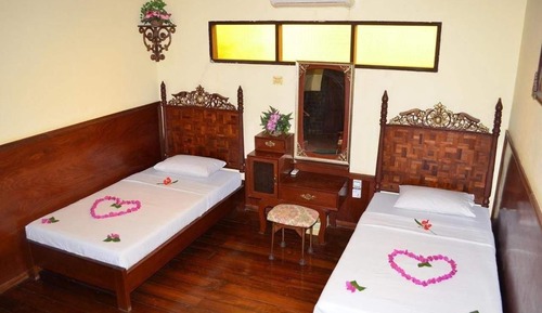 Habitación estándar con 2 camas individuales