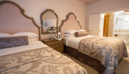 Habitación Deluxe, 2 camas de matrimonio, varias vistas (Signature Room with Village View- Two)