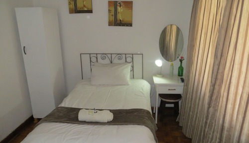 Comfort Single Room (3)