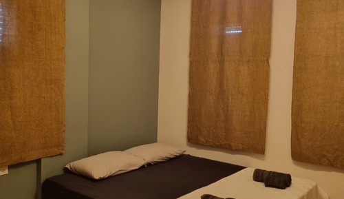 Habitación estándar doble, 1 cama de matrimonio, vistas a la ciudad