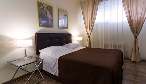 Habitación estándar con 1 cama doble o 2 individuales