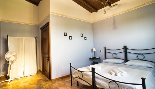 Habitación triple, accesible para personas con discapacidad