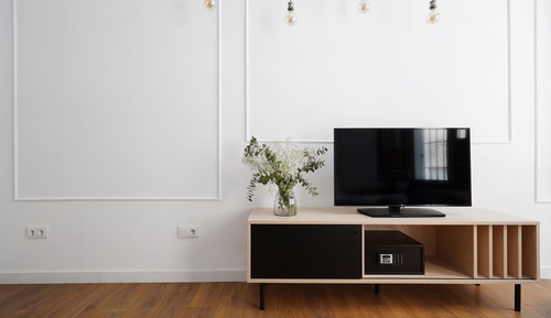 Extra Large Studio with Kitchen