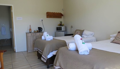 Habitación con 2 camas individuales, 2 camas individuales