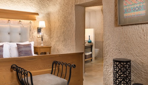 Paul Lucas Superior Suite