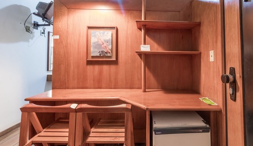 Habitación superior con 1 cama doble o 2 individuales