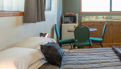 Habitación (Motel Unit 5 Pax)
