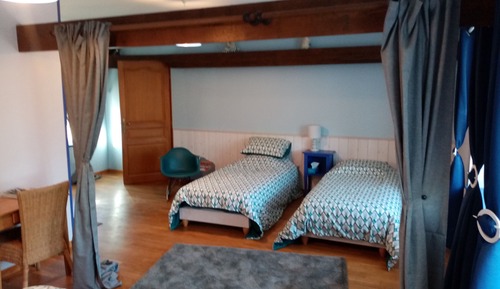 Habitación cuádruple familiar, vistas al jardín