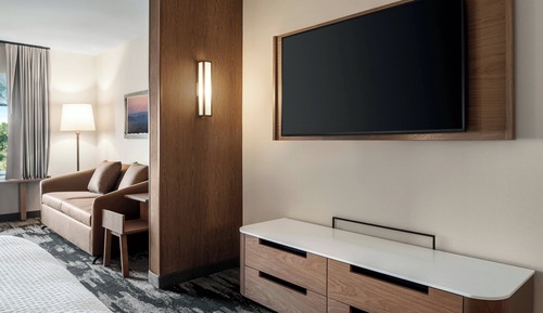 Suite, 1 cama de matrimonio grande con sofá cama