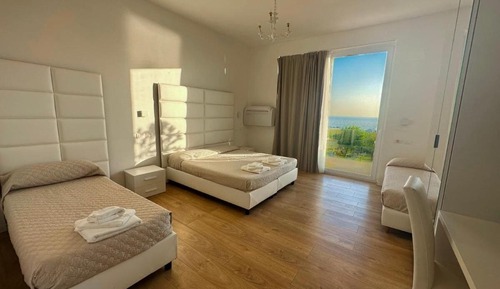 Habitación cuádruple romántica, vistas al mar
