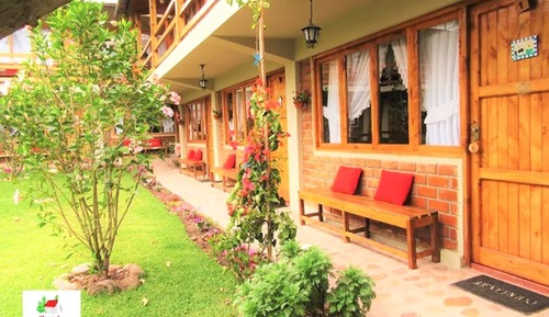 Habitación cuádruple básica, vistas al jardín
