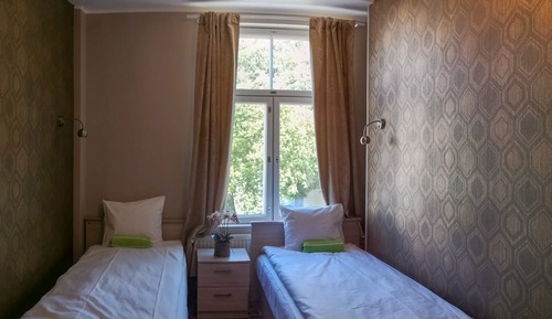 Habitación con 2 camas individuales