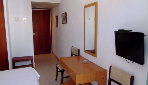 Habitación con 1 cama doble o 2 individuales